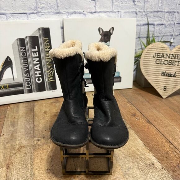 UGG Women's 1007760 Akadia Stout / Black Winter Booties Lace Up Boots Leather 7 - Picture 5 of 11